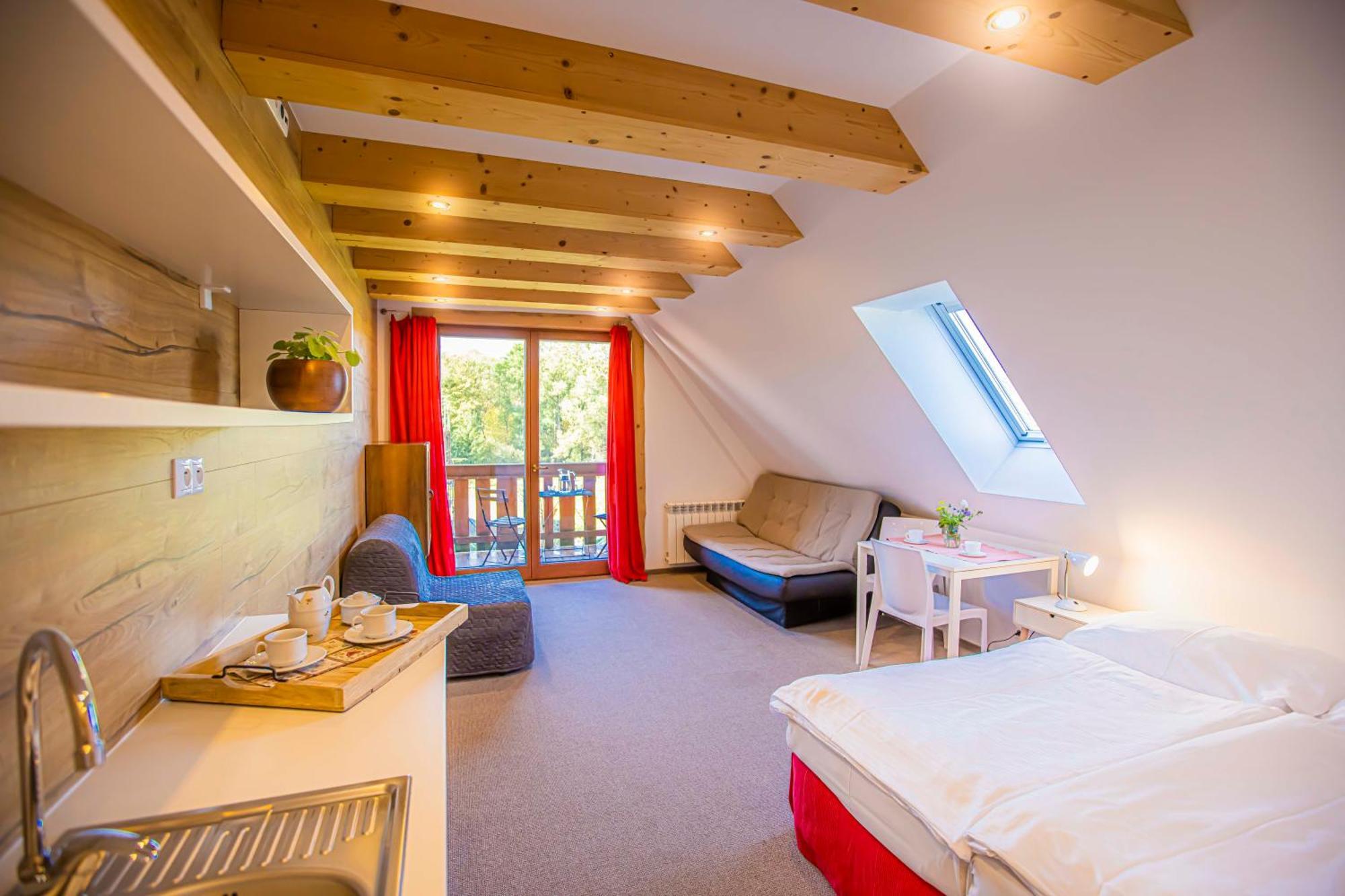 Holiday Home Holiday Raj เบเชนยอวา ภายนอก รูปภาพ