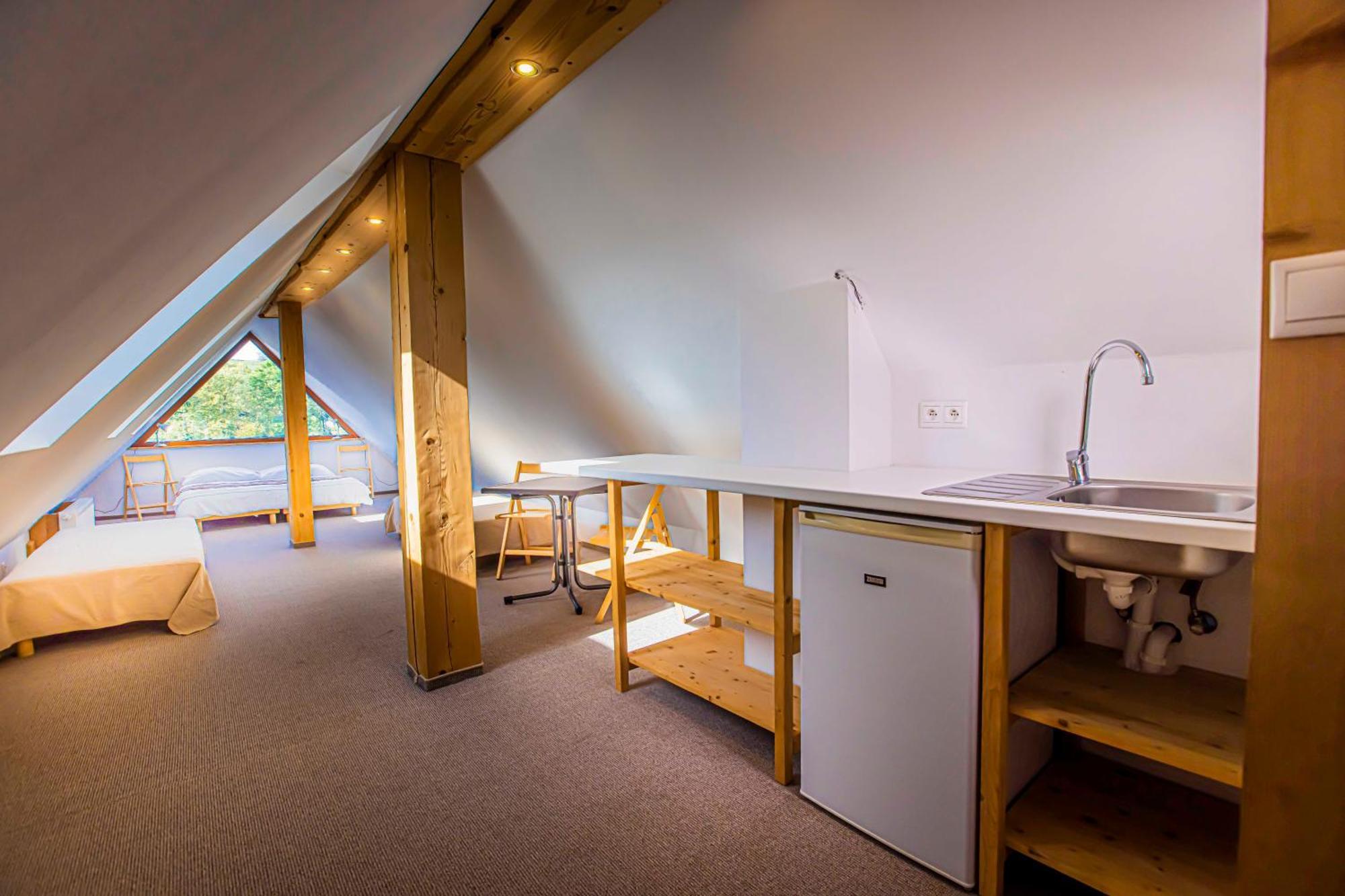 Holiday Home Holiday Raj เบเชนยอวา ภายนอก รูปภาพ
